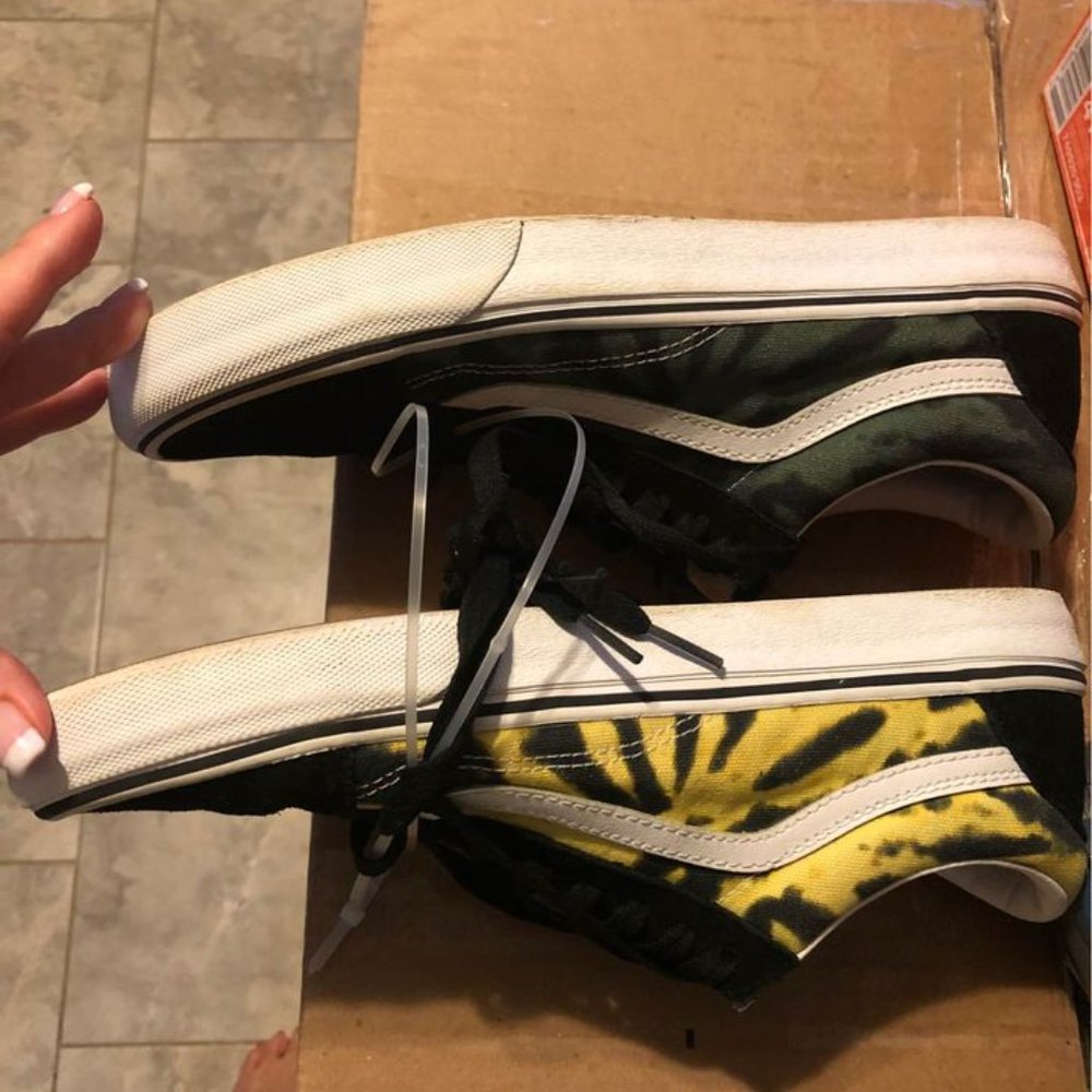 Men's Vans Old Skool Tie-Dyed Sneakers - 10 - Picture 1 of 10
